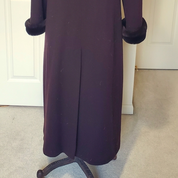 Perry Ellis Wool brown coat, faux fur collar, size 12 - Picture 7 of 8